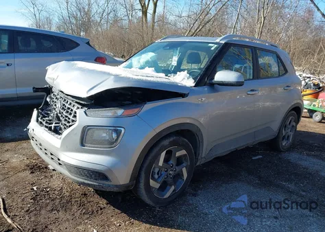 2025 Hyundai Venue Sel z USA, uszkodzony, nr VIN KMHRC8A32SU400915